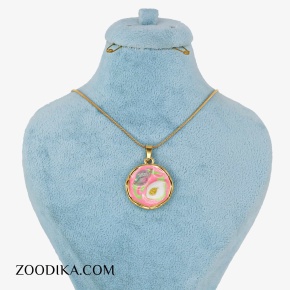 گردنبند زنانه میناکاری صورتی مدل صدف رنگ ثابت