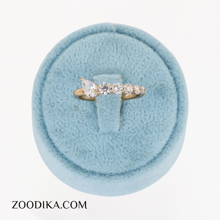 انگشتر بدل نگین دار اشکی طلایی جدید ژوپینگ